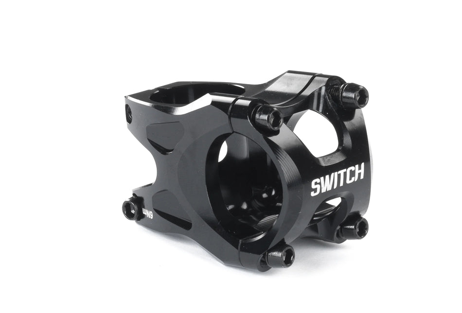 SWITCH - SWITCH WHOOPS CNC VORBAU