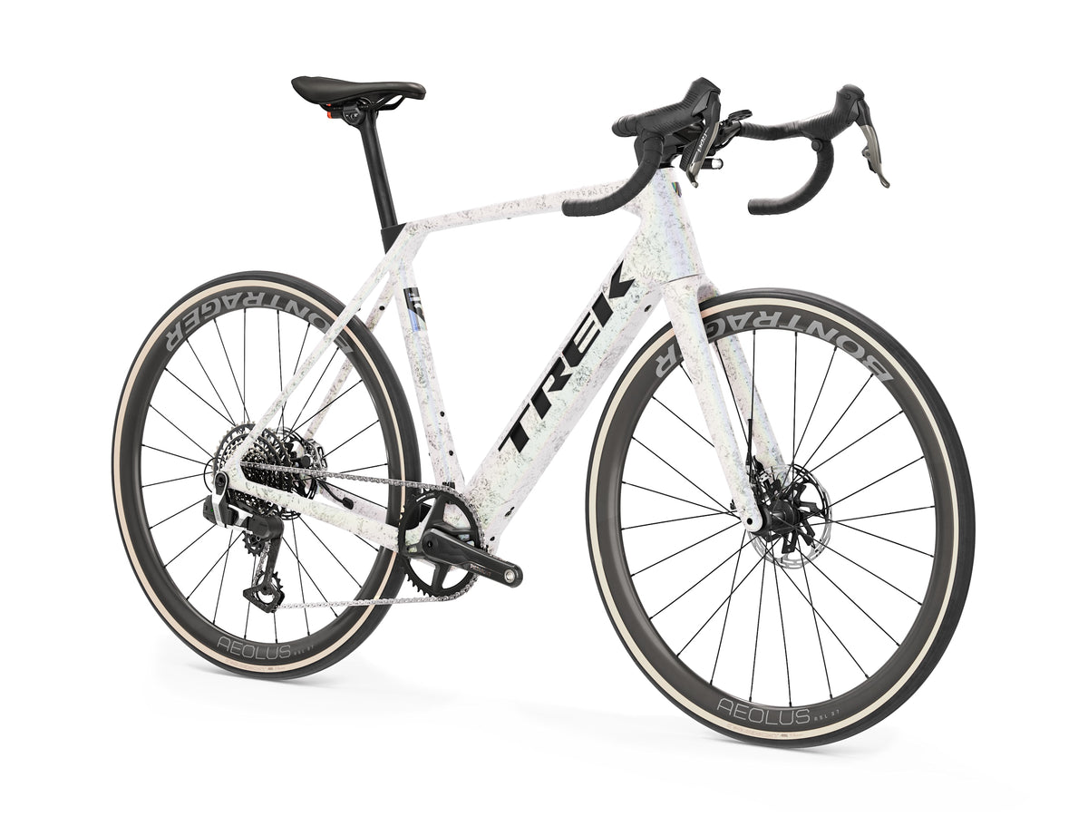 Trek Domane+ SL 9 AXS Gen 5 Mother of Pearl/Silver Marble