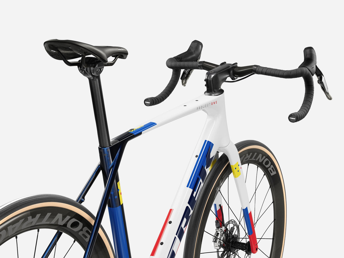 Trek Domane SLR 9 AXS Gen 5 Navy Smoke/Trek White