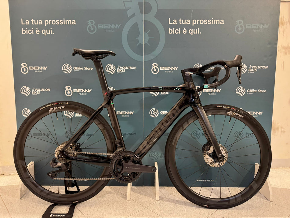 Bianchi Oltre XR4 Disc Ultegra Di2 12v Taglia 55 - Usata