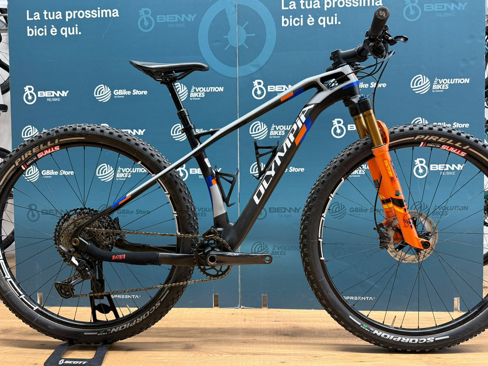 Olympia F1 taglia S - Usata