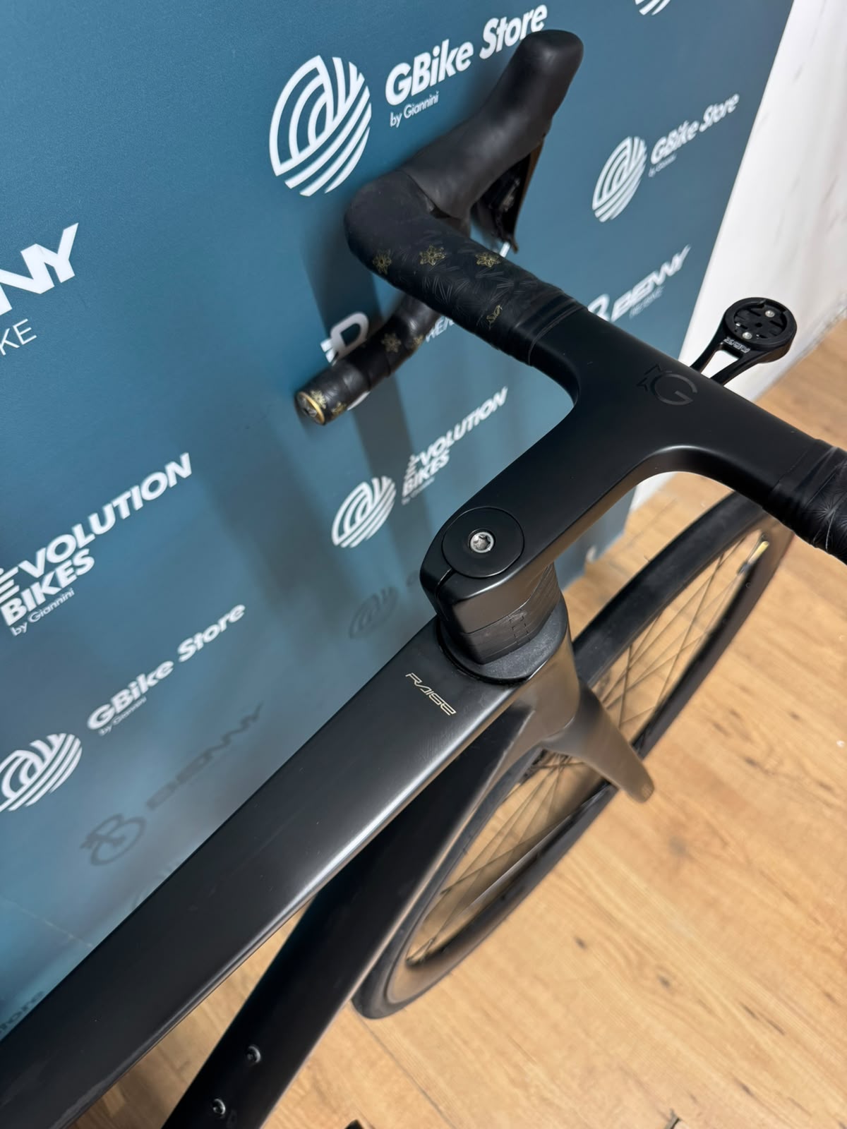 Megamo Raise 15 Disc Di2 Taglia L - Usata