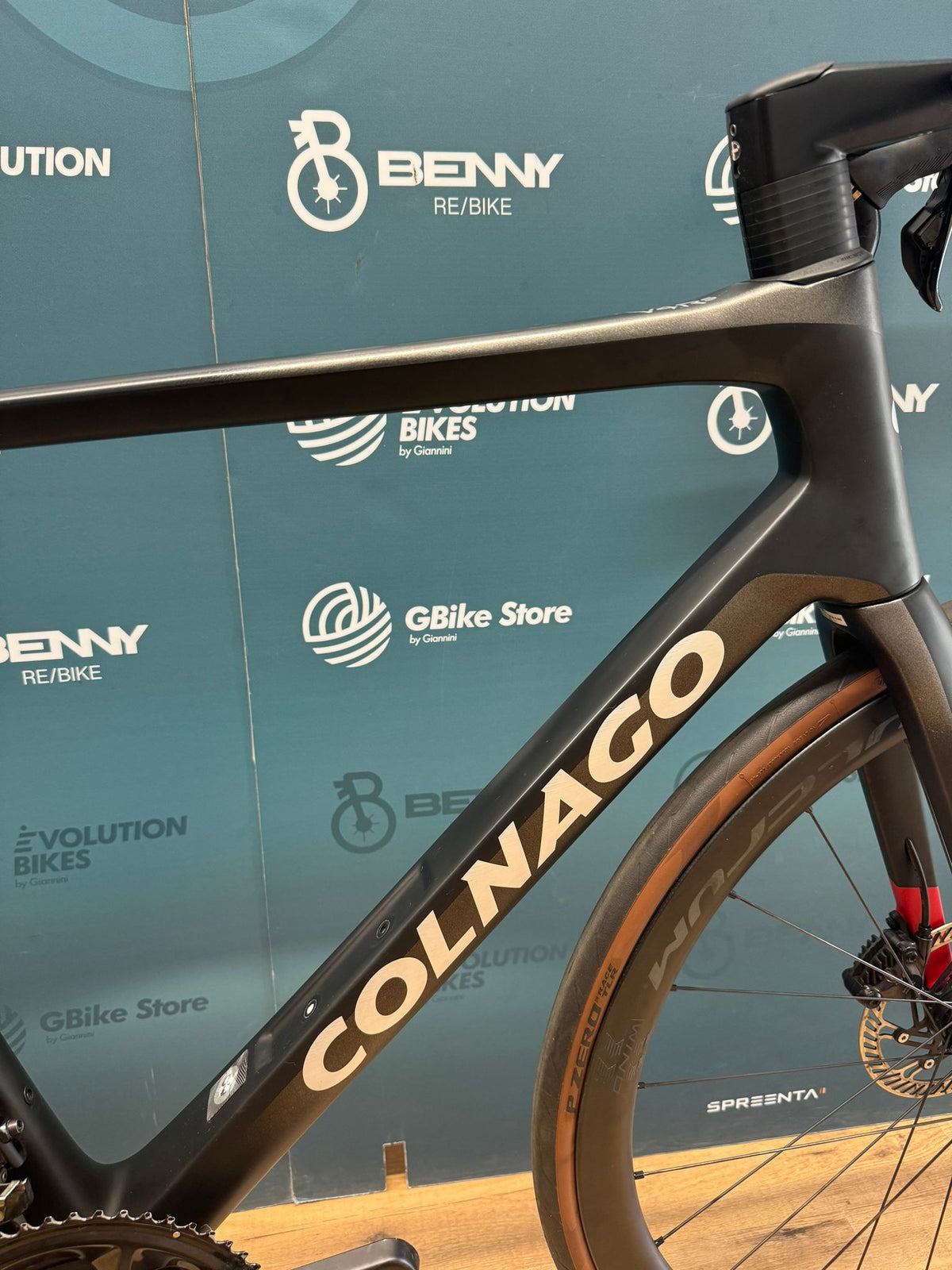 Colnago V4Rs UAE Emirates Taglia 530 Usata – Evolution Bikes IT